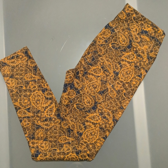 LuLaRoe Pants - NWOT Lularoe Leggings